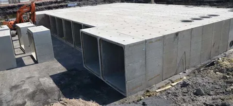 Bassin de stockage en cadres béton - chantier