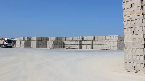 Parc de stockage blocs béton BEMACO - logement