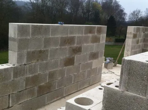 Chantier 18 logements Nouvion - blocs à coller