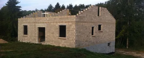 Nouvion-sur-Meuse - 18 logements résidence en blocs à coller