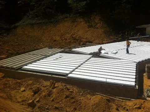 Chantier pavillon - pose plancher